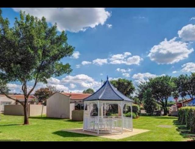 2 BEDROOM PROPERTY TO RENT IN FAIRLAND
